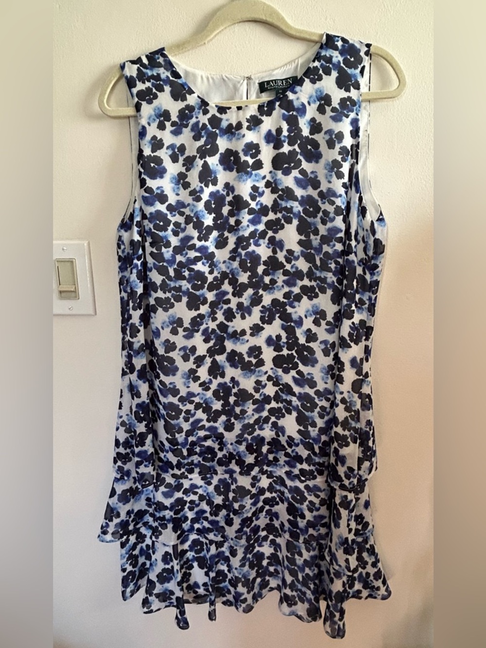 Lauren Ralph Lauren Blue and Black Floral Sleeveless Tiered Dress Size 14